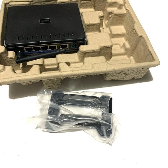 D-Link Wireless G Router WBR 1310 Black - Picture 6 of 11